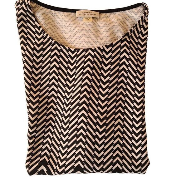 Tahari Arthur S. Levine Black White Print Short Sleeve Laser Trim Top Large - Picture 8 of 9